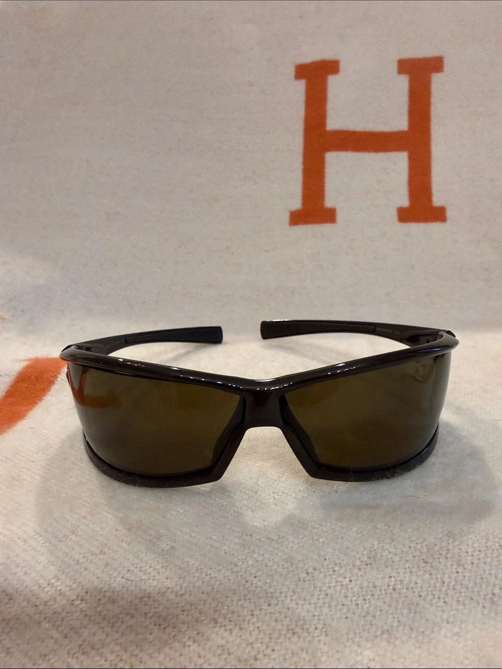 Louis Vuitton Cup Y2K Wrap Sunglasses Set Original Mint Condition M80659